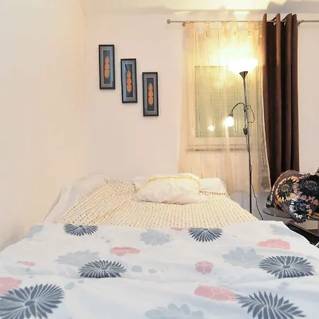 Apartman With A - C In Stinjan-istrien 44718 Stinjan